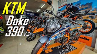 ¿Qué tan buena es la Nueva KTM Duke 390  Primeras Impresiones  ¿Vale la pena  2024 🏍️🔥😱 [upl. by Arreyt709]