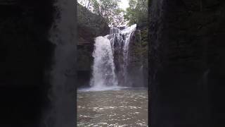 Cachoeira da Ponte de Pedra em Jataí  Goiás vista panorâmica [upl. by Clarita]