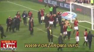 GRAZIE ROMA E FESTEGGIAMENTI GIOCATORI  Derby RomaLazio 10 del 06122009 [upl. by Ashraf]