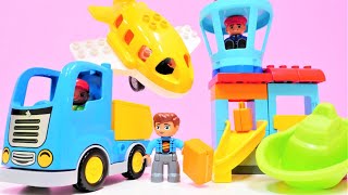 Lego Duplo oyuncakları Havalimanı oyuncak setini kuruyoruz Çocuk dedesine gitmeye çalışıyor [upl. by Airotahs]