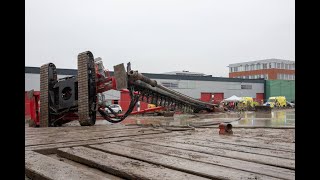 Dodelijk slachtoffer na omvallen heistelling Van Maasdijkweg Rotterdam [upl. by Merline]