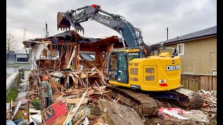 Demolishing a House With an Excavator Part 2 [upl. by Gaughan]