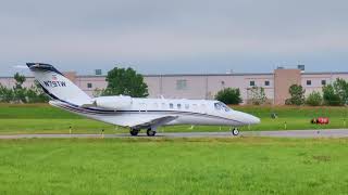 2015 Cessna 525B CitationJet CJ3  Taxi amp Takeoff  New Century AirCenter JCIKIXD  N79TW [upl. by Eilagam297]