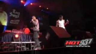 TREY SONGZ amp DRAKE LIVE HARTFORD CT quotBEST I EVER HADquot LIVE [upl. by Ybrek]