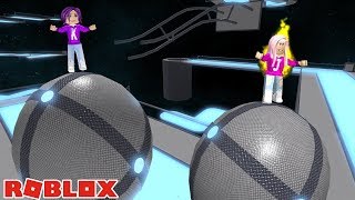 DONT FALL OFF THE BIG BALLS  Roblox Epic Minigames NEW UPDATE [upl. by Snodgrass]