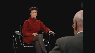 Zur Person  Sarah Wagenknecht 2004 [upl. by Franni]