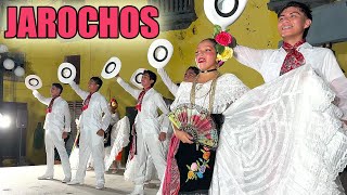 Jarochos bailando en Veracruz [upl. by O'Gowan123]