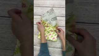 How to wrap a gift without using tape [upl. by Naivat]