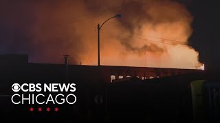 Fire rips through old industrial building on Chicagos West Side [upl. by Prouty]