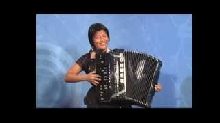 Reine de Musette  Accordion Teacher Patricia Bartell [upl. by Erminna]