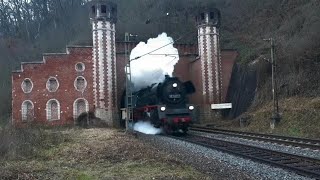 35 1097 und 211 013 mit einem Sonderzug am Tunnelportal Guxhagen [upl. by Ahtaela464]