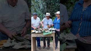 Le preparé un bagre sado en hojas de guineo a mis papás campesina comida campesinos pesca [upl. by Vasili633]