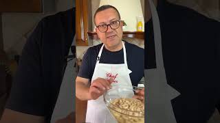 FAGIOLI CON LE SCAROLE ALLA NAPOLETANA cheffranco fagioli shorts [upl. by Peoples]