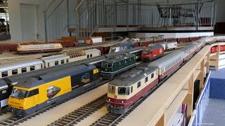 Modellbahn Spur 1  Zugkraft Stucki  Modelleisenbahnen [upl. by Atillertse]