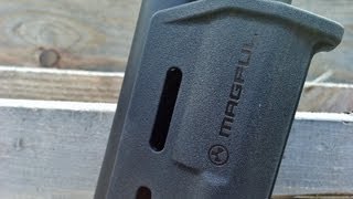 Remington 870 Tactical Magpul Overview and Quick Clips [upl. by Yanttirb]