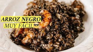 Cómo hacer ARROZ NEGRO con sepia y langostinos  Receta fácil [upl. by Ednyl]