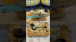 Cheesy Garlic Bread shorts shortsfeed garlicbread viral [upl. by Enriqueta]