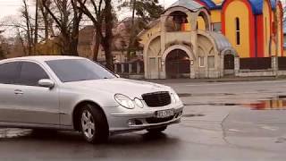 Mercedes E270 W211 rainy day drift fun [upl. by Oironoh]