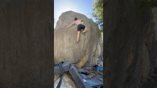 Twin Sai V23 6A  The Sewers • Mount Charleston Bouldering NV [upl. by Louanne]