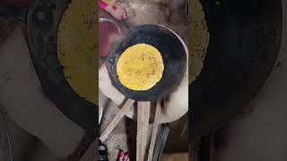 Makki Ke Atta Se Aloo Bharwa Parathe With Chatni Different Paratha recipe Village Style🤤😋👌👌👌👌 [upl. by Mayrim]