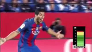 LUIS SUAREZ VS AFICIONADOS DEL SEVILLA LO INSULTAN [upl. by Akerehs]