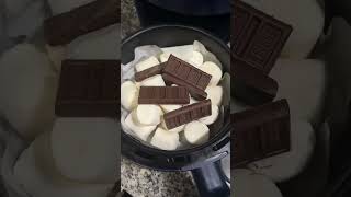 Making the viral air fryers s’mores 🍫🍪 [upl. by Kcolttam66]