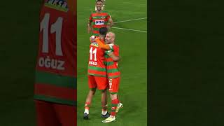 👀 Alanyaspor  Trabzonspor Maçında İlginç Gol shorts alanyaspor trabzonspor [upl. by Hareenum]