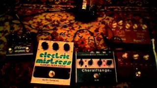 Hartman Flanger vs Fulltone Choralflange vs EHX Electric Mistress [upl. by Haily]