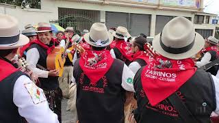 Los Taurinos en Cayambe desfile de las rosas [upl. by Nij139]