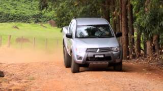 Mitsubishi L200 Triton 2017 ganha quatro novas versões  Clipe [upl. by Manup283]