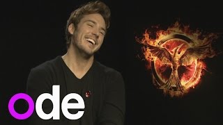 The Hunger Games Sam Claflin Finnick is like Marilyn Monroe [upl. by Karine167]