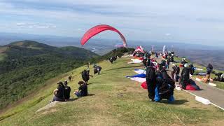 Decolagem do Primeiro Dia de Prova do Brasileiro de Parapente em Governador Valadares 2021 [upl. by Amatruda]