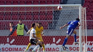 Universidad de Chile 2  1 Colo Colo Resumen Apertura 2011 fecha 14 [upl. by Ybloc923]