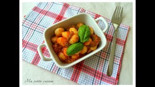 Gnocchi di ricotta al sugo di melanzane [upl. by Eiramik]