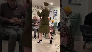 Wartime ww2 remembrance poppy vocalist performance singalong elderly elderlycare carer [upl. by Gerek]