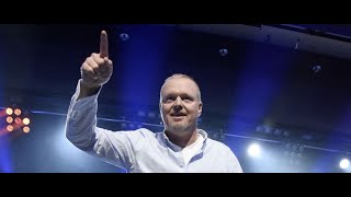 Stefan Raab ProSieben schießt zurück So reagiert TV total Moderator auf Comeback [upl. by Heim]