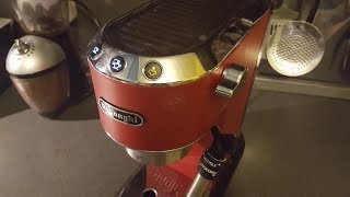 Кофеварка DeLonghi EC685 Как удалить накипь Умная машина [upl. by Briny354]