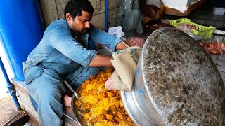 Pakistani Street Food  The BEST CHICKEN BIRYANI Karachi Pakistan [upl. by Elexa]