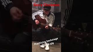 Gerry Cinnamon practicing backstage at gig rare footage gerrycinnamon gerrycinnamonmusic [upl. by Fougere]