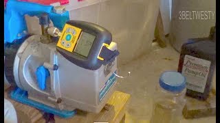 HVAC lesson Vacuum pump oil change dropped Micro level [upl. by Gensmer]