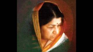 Lata Mangeshkar  Aakash Ke Us Paar Bhi [upl. by Nim]