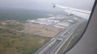 Aterrrizaje de un Airbus A320 Interjet en Monterrey [upl. by Ahsyat880]