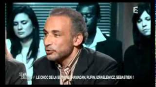 Toute la table contre lui Mais tout le monde est remit à ça place TARIQ RAMADAN [upl. by Latsyrd]