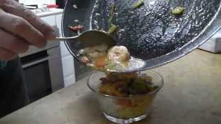 Recette de gambas aux 3 poivrons et au jus de mandarines [upl. by Ahsinod]