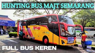 PARKIRAN SAMPAI MEMBLUDAK Hunting Bus di Masjid Agung Jawa Tengah di Semarang [upl. by Akehsay]