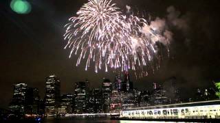 NYC 4th of july 2015 Macys fireworks Lower Manhattan view [upl. by Anicul]