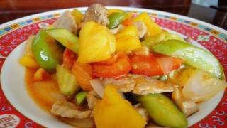 Thai Food Cooking Tutorial Pad Priao Wan Sweet and Sour Stir Fry [upl. by Yereffej]