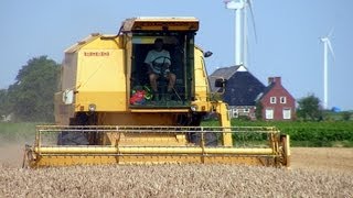 Combinen nabij de Eemshaven  Oudeschip met de Clayson 8080 New Holland film Jan Rijpma © Dronten [upl. by Norraj]