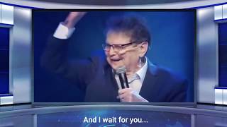 Reinhard Bonnke saying goodbye to people quotWe will see you in Heaven I will wait for youquot [upl. by Aillil321]