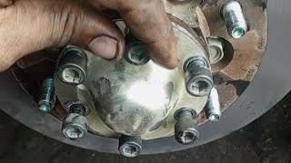 Nissan car ka hub kholne ka tarika ka bering wali hub kaise kholte hain Piston Piche kaise karte ha [upl. by Harcourt]